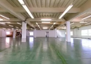 東京都江戸川区臨海町の倉庫