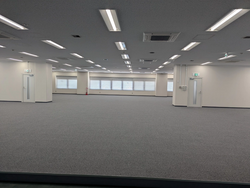 埼玉県戸田市新曽南の倉庫