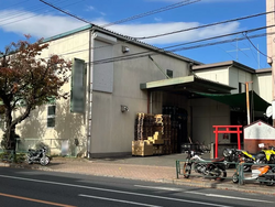 東京都狛江市中和泉の倉庫