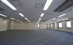 東京都大田区東海の倉庫