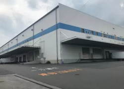 神奈川県愛甲郡愛川町中津字桜台の倉庫