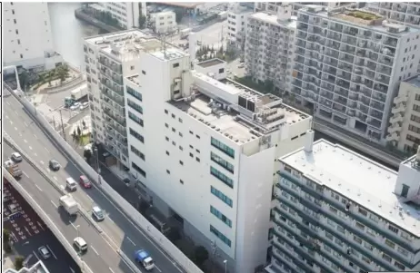 東京都港区海岸の倉庫