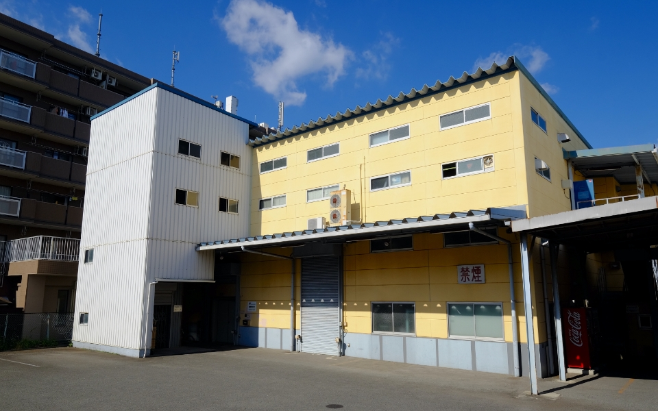 東京都調布市飛田給の倉庫